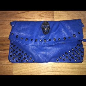 Blue clutch